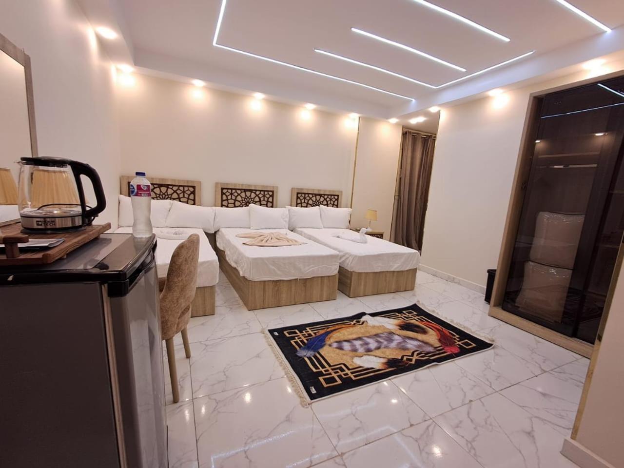 Pyramids East Inn Kafret el-Gabal エクステリア 写真